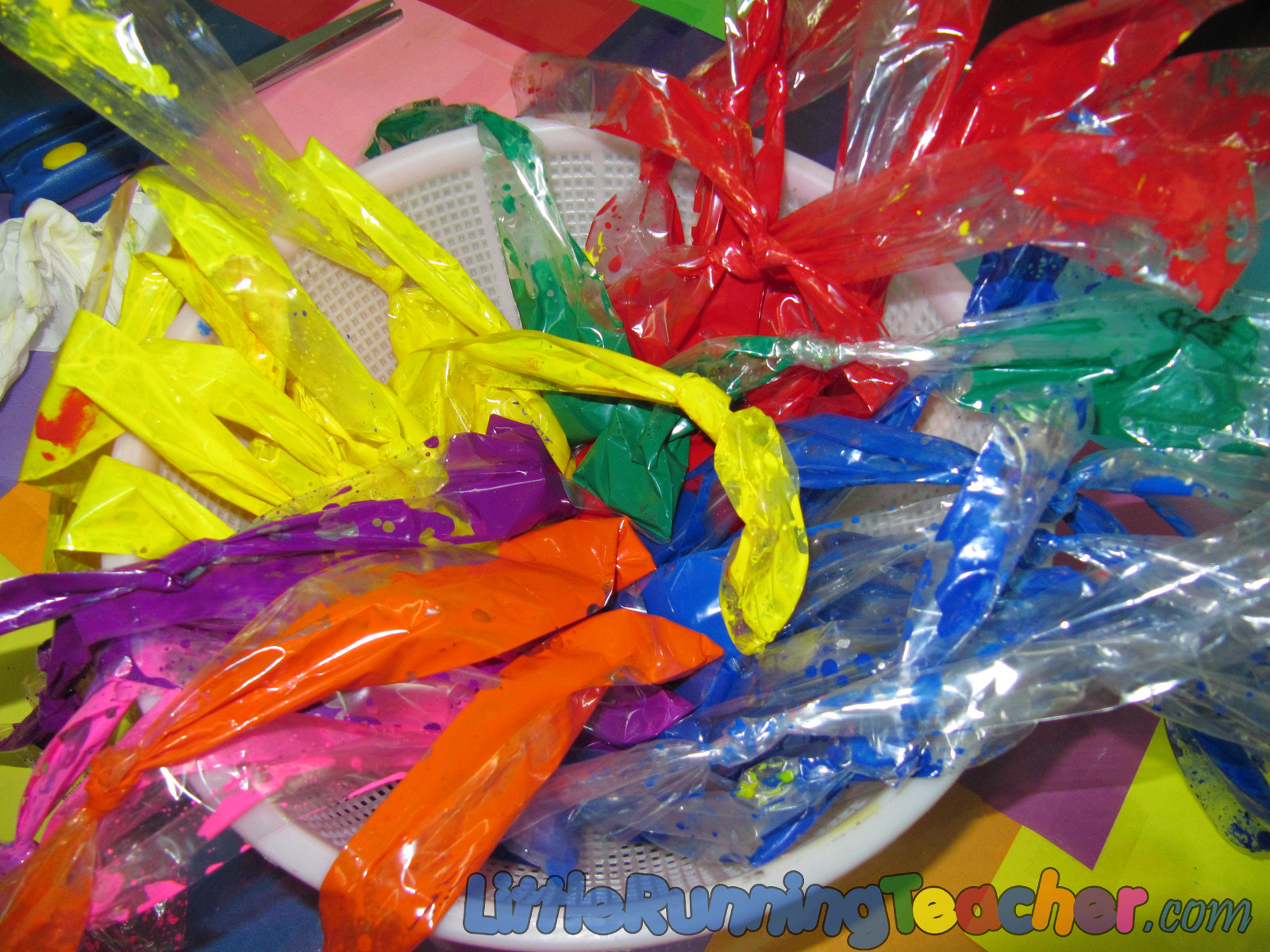 Squeeze Painting « Little Running Teacher