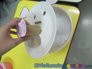 Feed_the_animals8