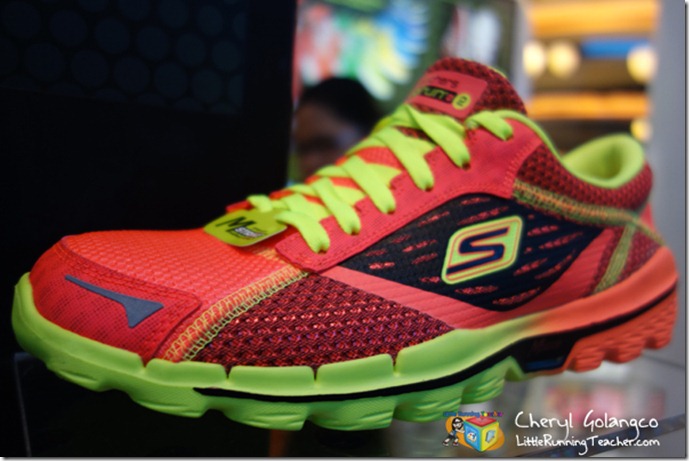 skechers go run yellow